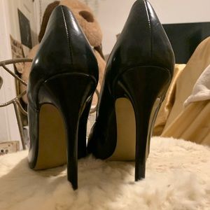Steve Madden Shoes - Pointed toe Steve Madden heels Steve Madden Shoes - Pointed toe Steve Madden heels
